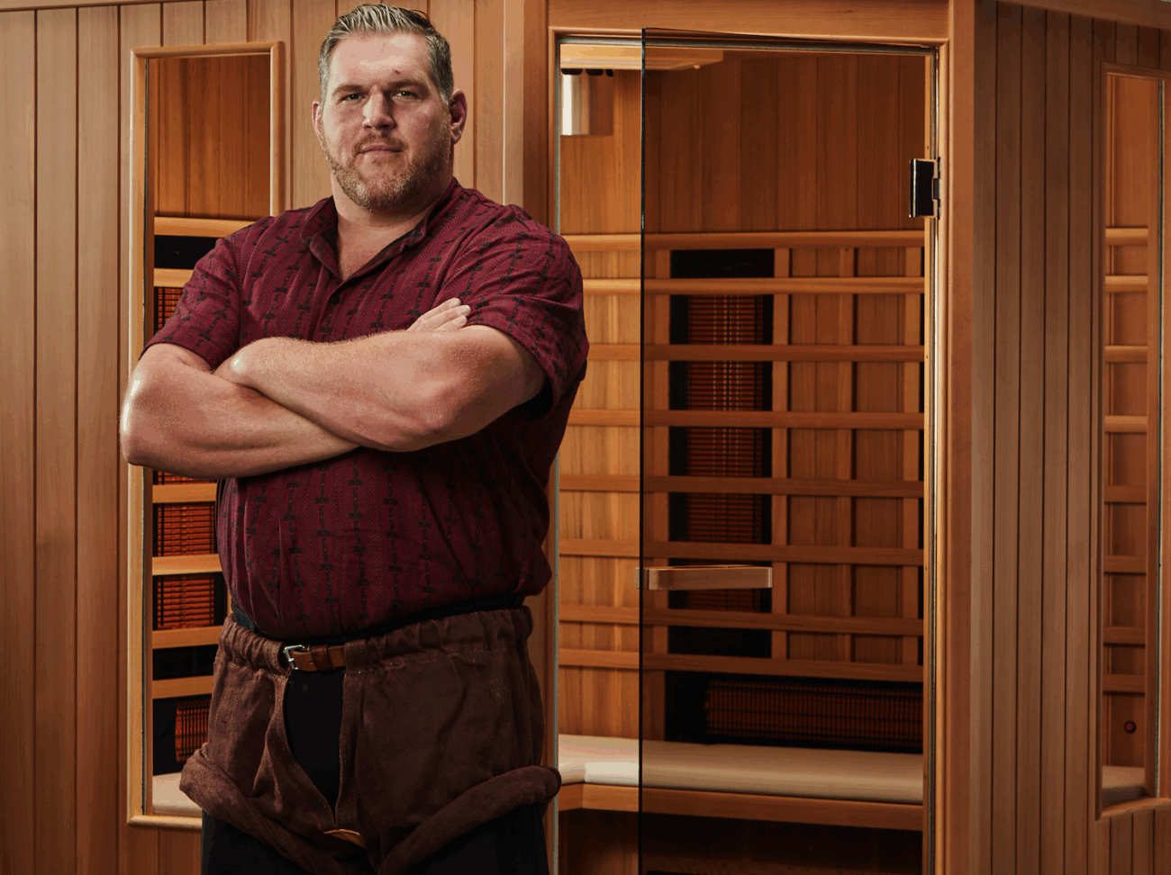 Zur Erholung der Muskulatur und Gelenke gönnt sich auch Schwingerkönig Christian Stucki regelmässige Sitzungen in seiner Infrarotkabine von Jenny & Weber.