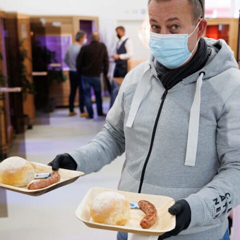 Unser Grilleur Martin Behnd: Seine Würste waren wie jedes mal ausgezeichnet.