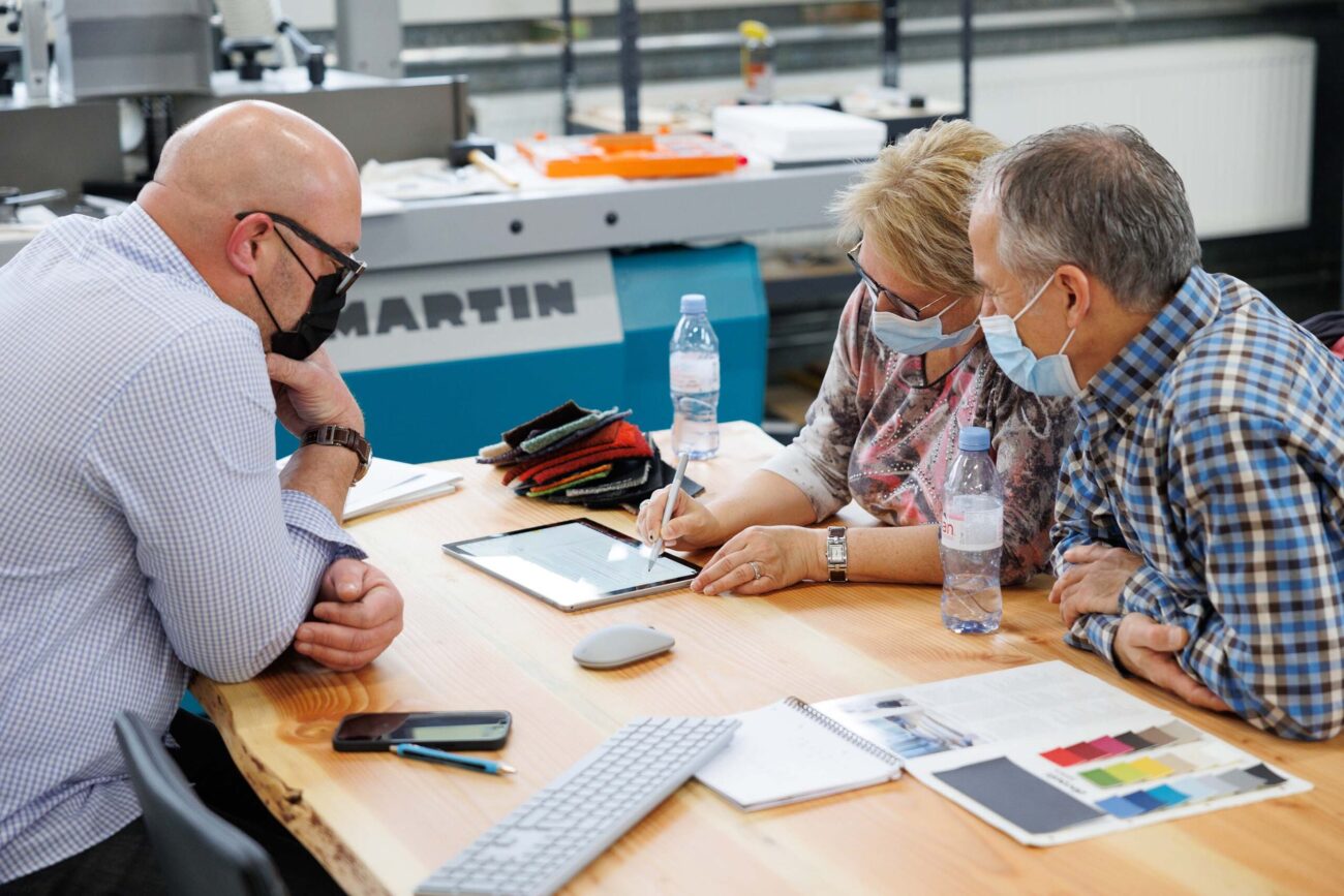 Schon bald darf die Infrarotkabine bei den neuen Besitzern einziehen und ihnen viele Stunden Erholung schenken.