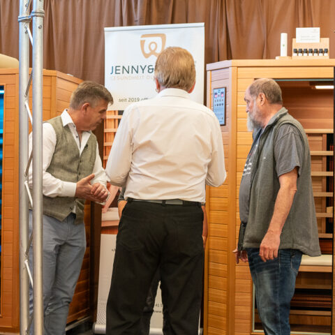 «JENNY & WEBER» an der Bauen+Wohnen 2025: Fachberatung am Stand